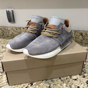 Esse ut Esse fringe sneakers